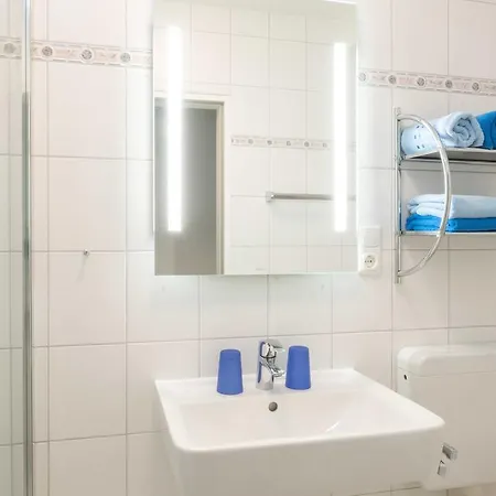 Lägenhet Utholmer-strasse-1-ferienwohnung-nr-05 *